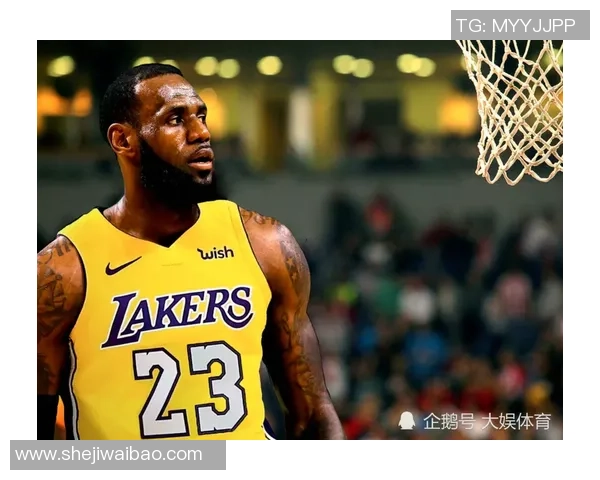 詹姆斯在16年与18年间的篮球生涯对比与成就分析